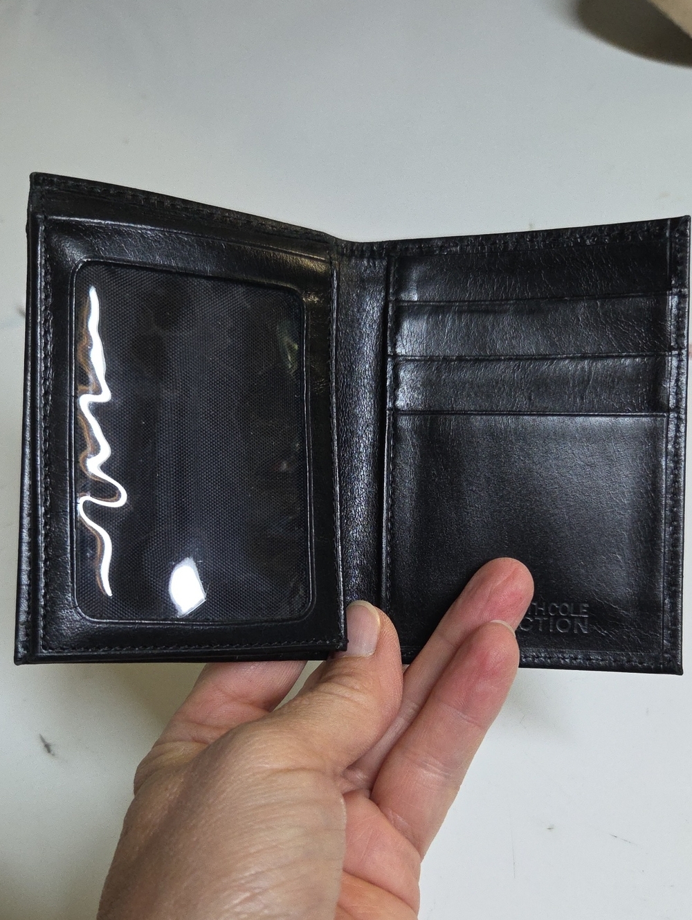 Kenneth Cole Reaction Black Leather Bill Fold Wallet